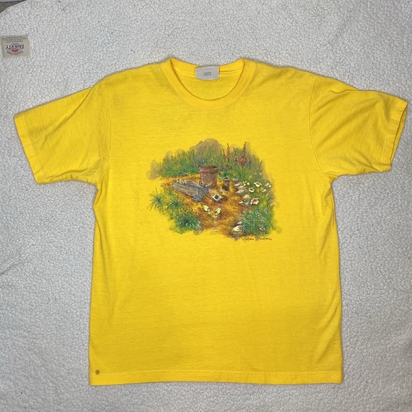 Vintage Northern Reflection Garden Scene T-Shirt: Size Medium - Picture 1 of 7